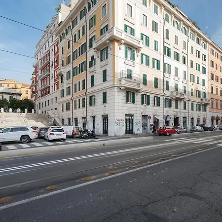 Inviting 3-bed In 4mins To Colosseo Апартаменты